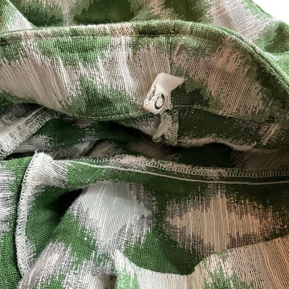 Sezane Ezecquiel Blouse Green Ikat Size EU 34 Ruffles 1/2 Sleeve Buttons Womens - Picture 8 of 11